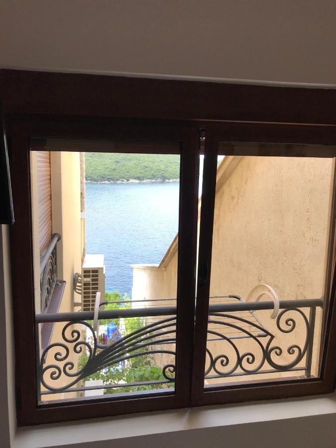 Vilena Apartmani Тиват Экстерьер фото