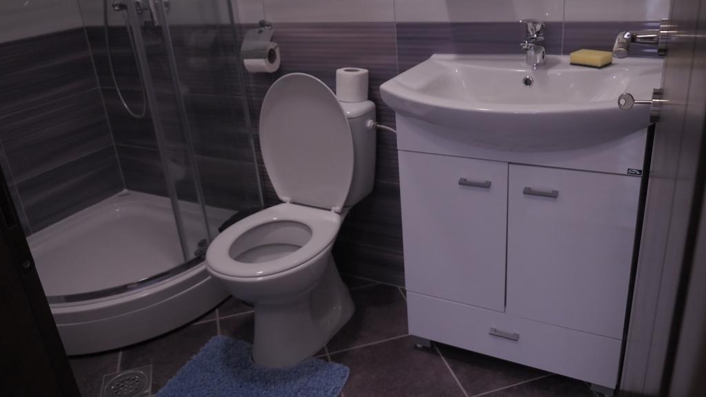 Vilena Apartmani Тиват Экстерьер фото